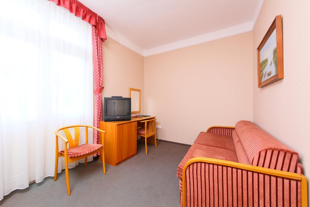 Blaha Lujza Hotel