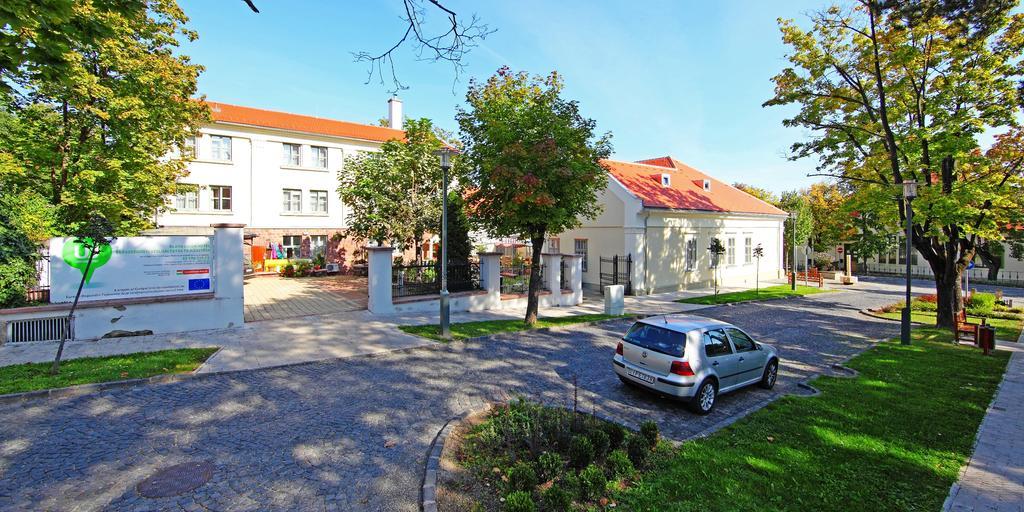Blaha Lujza Hotel 3*